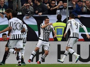 Juventus Lepas Padoin ke Cagliari