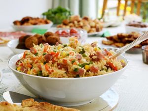 Agar Meja Prasmanan Terlihat Menarik, Tata dengan Cara Ini