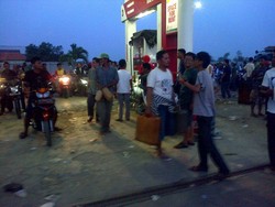 Cerita Pemudik yang Kalah dengan Pengantre yang Bawa Jeriken di SPBU di Brebes