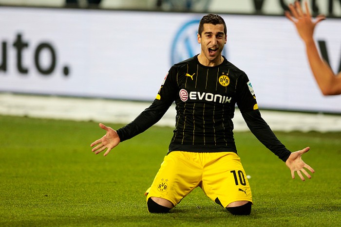 Henrikh Mkhitaryan WOLFSBURG, GERMANY - DECEMBER 05: Henrikh Mkhitaryan of Dortmund celebrate the second goal during the First Bundesliga match at between VfL Wolfsburg and Borussia Dortmund at Volkswagen Arena on December 5, 2015 in Wolfsburg, Germany. (Photo by Oliver Hardt/Getty Images For MAN)