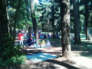 Libur Lebaran, Kebun Binatang Bandung Masih Sepi