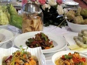 Jangan Makan Berlebihan Saat Lebaran, Ini Alasannya!