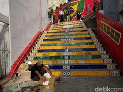 Perjuangan di Balik Tangga Nyentrik di Rio de Janeiro