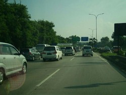 Cikampek Padat: Buka Tutup Berlaku dan Dialihkan ke Kalimalang