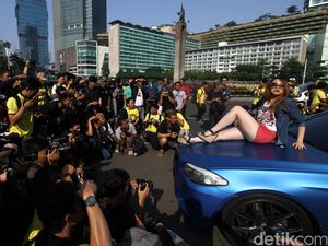 Memanfaatkan Lengangnya Jalanan Jakarta