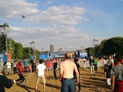 Semua (Wajib) Main Bola di Fan Fest