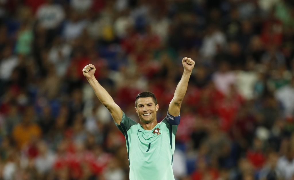 Football Soccer - Portugal v Wales - EURO 2016 - Semi Final - Stade de Lyon, Lyon, France - 6/7/16Portugal's Cristiano Ronaldo celebrates at the end of the gameREUTERS/John SibleyLivepic