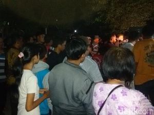 Hingga Malam, Lokasi Heli TNI Jatuh di Kalasan Sleman Masih Jadi Tontonan Warga