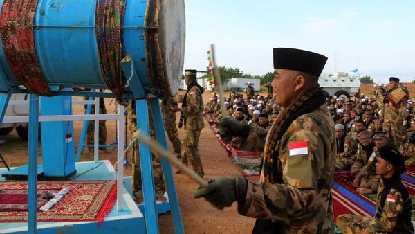 Pasukan TNI Rayakan Lebaran di Darfur