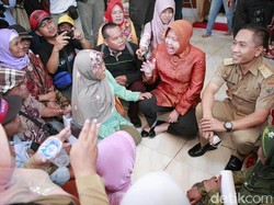 Tak Cuti Lebaran, Bupati Yoyok Riyo Pilih Tugas ke Singapura