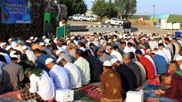 Prajurit TNI Rayakan Idul Fitri di Medan Operasi Lebanon