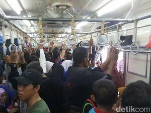 Commuter Line Jadi Pilihan Warga untuk Jalan-jalan di Jabodetabek