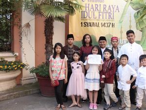 Momen Idul Fitri dan Lembaran Ucapan Lebaran untuk Jokowi dari Negeri Pizza