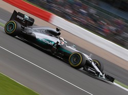 Hamilton Start Terdepan di Silverstone