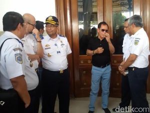 Kembali ke Jakarta, Ka BIN Sutiyoso Sewa Kereta Wisata dari Yogyakarta