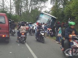 Lalin di Kawasan Wisata Ciwidey Bandung Macet Parah