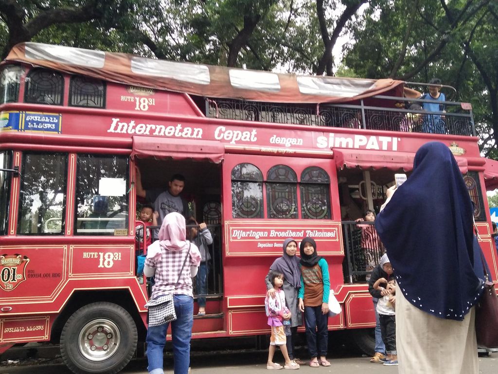 Bus Bandros Punya Bandung Bakal Dipakai Arak-arakan Owi dan Butet di Jakarta