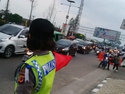 Polda Metro Bangun 33 Check Point di Perbatasan-Keramaian Awasi PSBB
