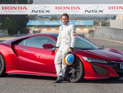 Ketika Fernando Alonso Jajal Honda NSX di Sirkuit Estoril