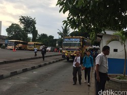 Puncak Arus Balik di Terminal Pulo Gadung Tidak Seramai Tahun Lalu