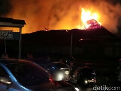 Gedung Logistik di Lanud Husein Sastranegara Bandung Terbakar