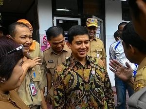Menteri Yuddy Larang PNS Main Pokemon Go di Kantor