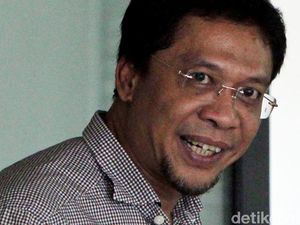 KPK Lelang Belasan Perhiasan Fathanah dan Koruptor Dermaga Sabang