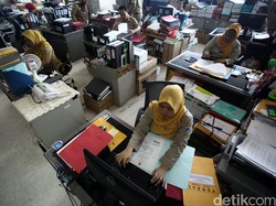 Ingat! PNS dan Pegawai BUMN Tetap Masuk 22 Mei