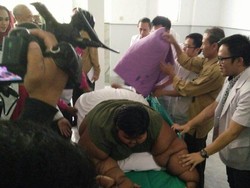 Apa yang Membuat Arya Berbobot 190 Kg dan Apa Efeknya? Ini Diagnosa Dokter