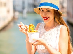 Konsumsi Makanan Ini Untuk Tampilan yang Lebih Cantik