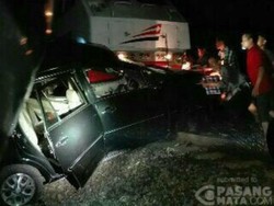 Mini Bus Tertabrak KA di Wates, 1 Orang Tewas