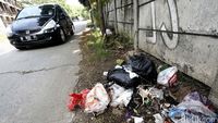 Perilaku Warga Buang Sampah Sembarangan