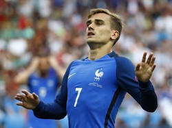 Griezmann Top Skorer, Renato Sanches Pemain Muda Terbaik