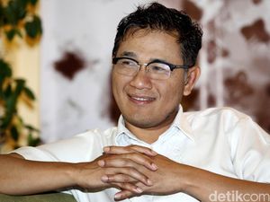 Budiman Siap Disanksi PDIP Usai Dukung Prabowo, tapi Berharap Tak Dipecat Budiman Siap Disanksi PDIP Usai Dukung Prabowo, tapi Berharap Tak Dipecat