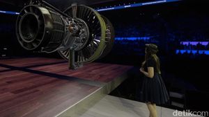 Mengintip Masa Depan dari HoloLens