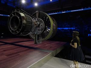 Mengintip Masa Depan dari HoloLens