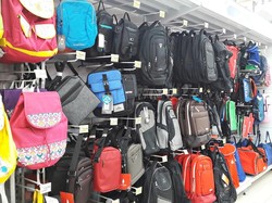 Jelang Tahun Ajaran Baru, Transmart Carrefour Gelar Promo Tas Sekolah