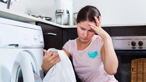 6 Trik Cuci Baju Putih biar Tak Mudah Kusam