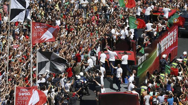 Parade Juara Portugal di Lisbon
