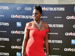 Aktris Ghostbusters Ini Tampil ala Pretty Woman Pasca Ditolak Desainer