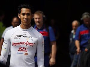 Ditabrak Pebalap Lain, Sean Gagal Finis