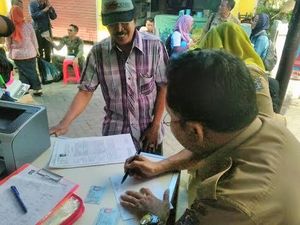 Puluhan Warga Pendatang di Kelurahan Mojo Terjaring Operasi Yustisi