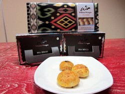 WW Pia Series: Krenyes Enak Pia dengan Isian Keju Edam dan Peanut Caramel