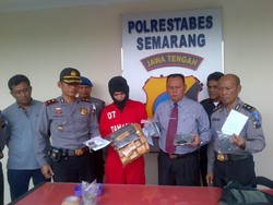 Sarjana Musik Bertato Peti Mati ini Dibekuk Polisi Karena Edarkan Ganja