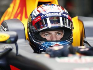 Verstappen Enggan Berandai-andai, tapi Tetap Optimistis Verstappen Enggan Berandai-andai, tapi Tetap Optimistis