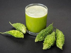 Meski Pahit, Jus Pare Punya Banyak Manfaat Bagi Kesehatan dan Kecantikan Meski Pahit, Jus Pare Punya Banyak Manfaat Bagi Kesehatan dan Kecantikan