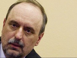 Goran Hadzic, Terdakwa Kejahatan Perang Serbia-Kroasia, Tutup Usia