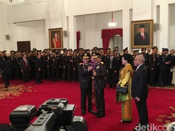 Presiden Jokowi ke Jenderal Tito: Berantas Mafia Hukum!