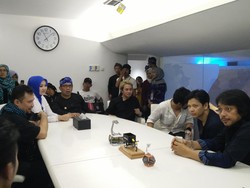 Ridwan Kamil Ajak Personel Gigi ke Command Center usai Halal Bihalal