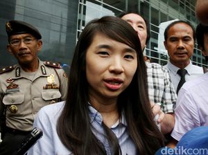 Dari CCTV, Ahli Pastikan Hani dan Pelayan Kafe Tak Sentuh Kopi Mirna